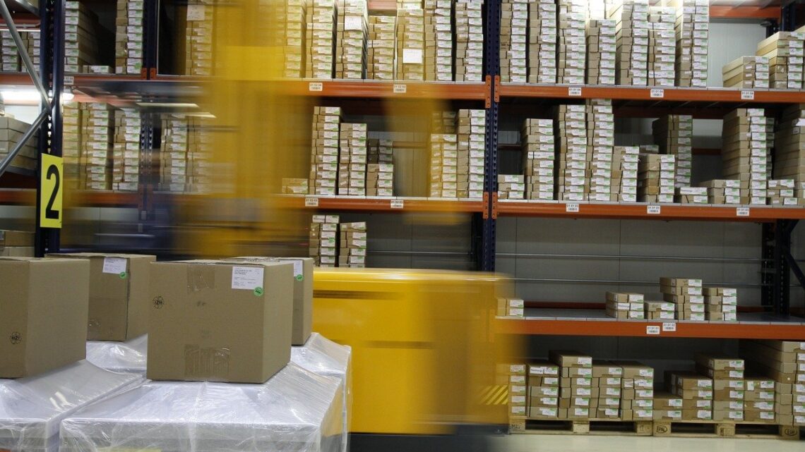 Come avviene la gestione dei magazzini di logistica?